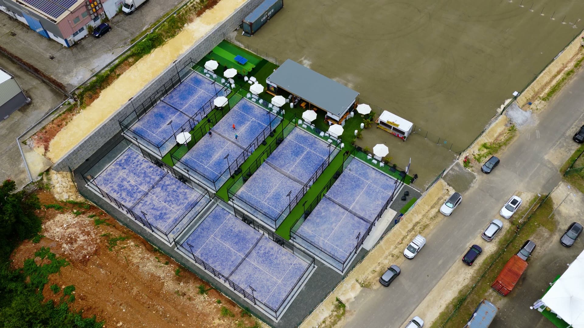 Caribbean Padel Club — vue aérienne des terrains
